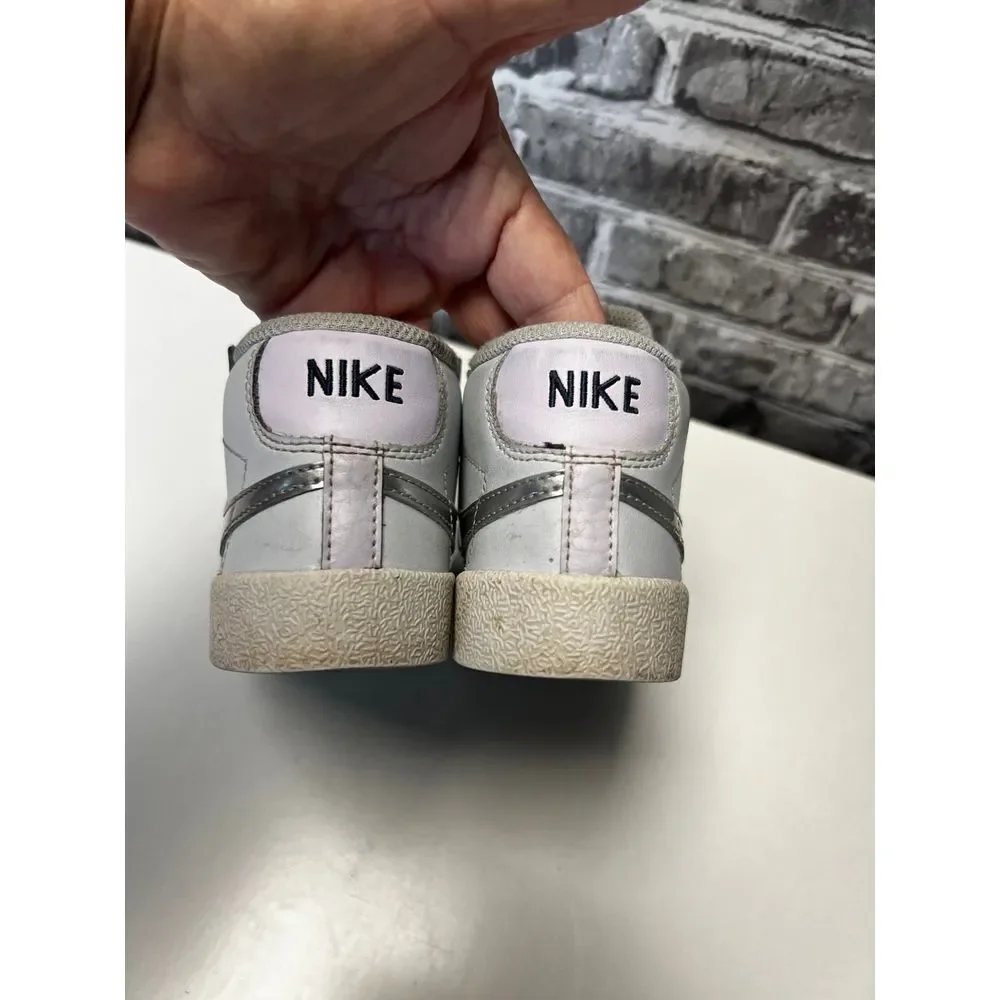 Nike‎ blazers